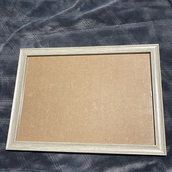 Picture frame - Picture 1 of 3